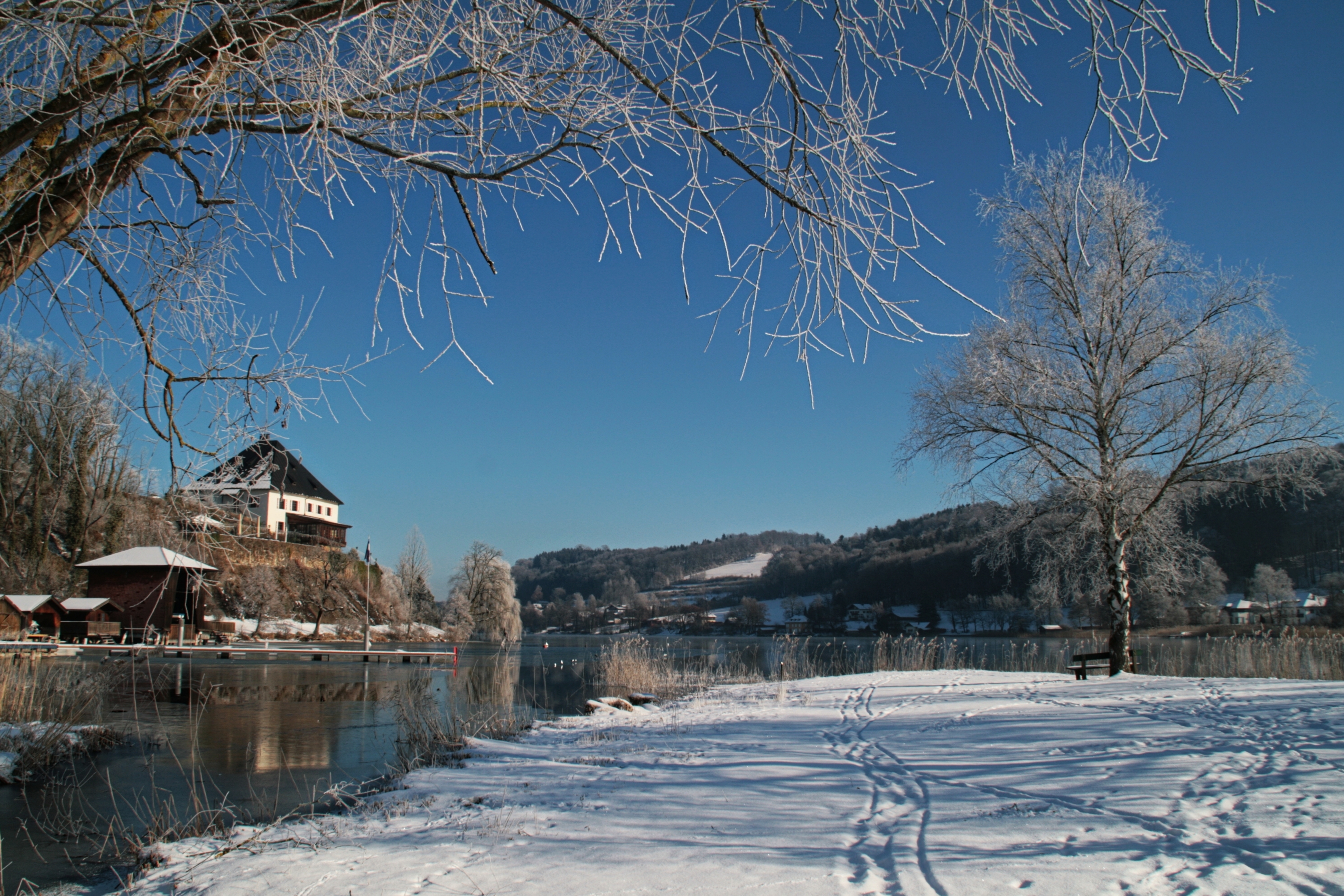 Die winterliche Weyerbucht in Mattsee (Mattsee) © Emma Sommeregger